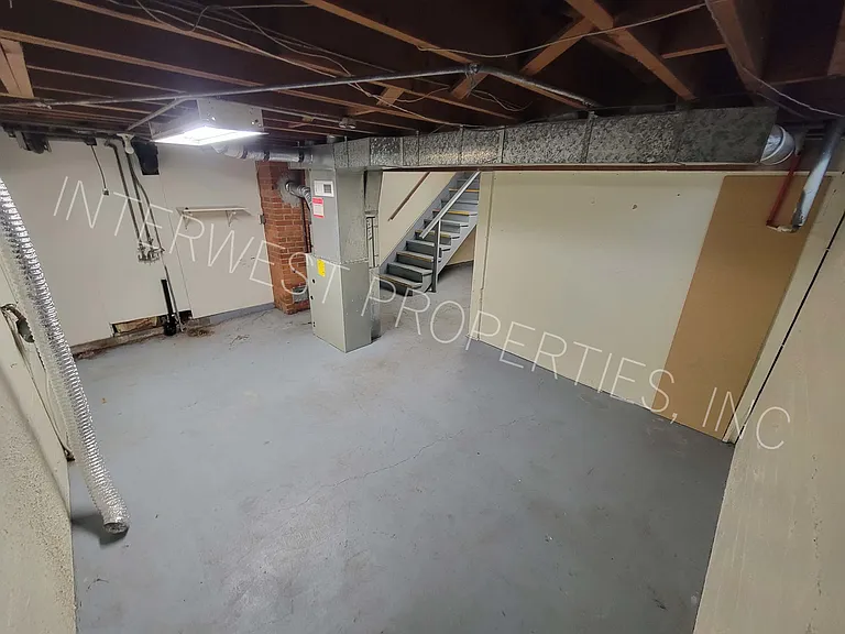 7924 SE Woodstock Blvd — Photo 14