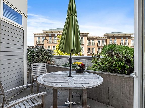 3rd image of 211 Kirkland Ave APT 227