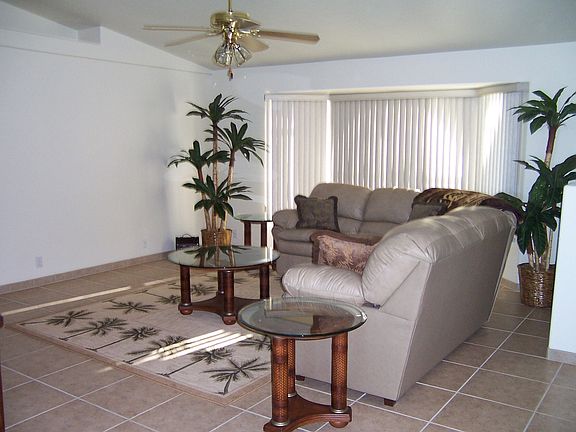 3rd image of 2458 Venturer Ln