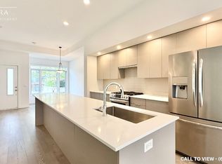 3074 6th Line #235, Oakville, ON L6M1P8