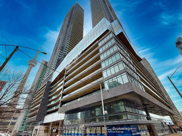 1 Concord Cityplace Way #1701, Toronto, ON M5V 0X3