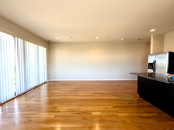 5th image of 2157 N Damen Ave Unit 305
