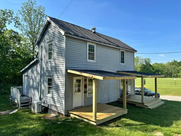 417 N Bridge St, Farmville, VA 23901