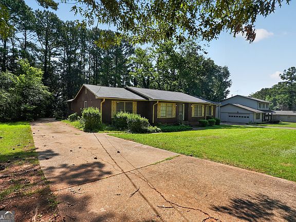 5th image of 3560 Dogwood Farm Rd