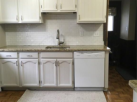 5th image of 1250/52 Nicholson Ave
