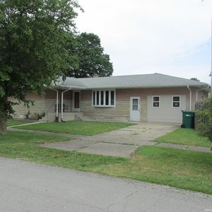 404 W Franklin St, Colfax, IN, 46035