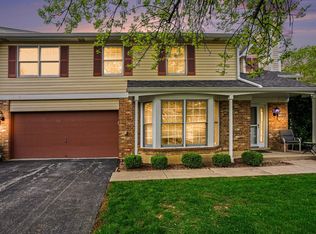 10021 Cambridge Dr, Mokena, IL 60448