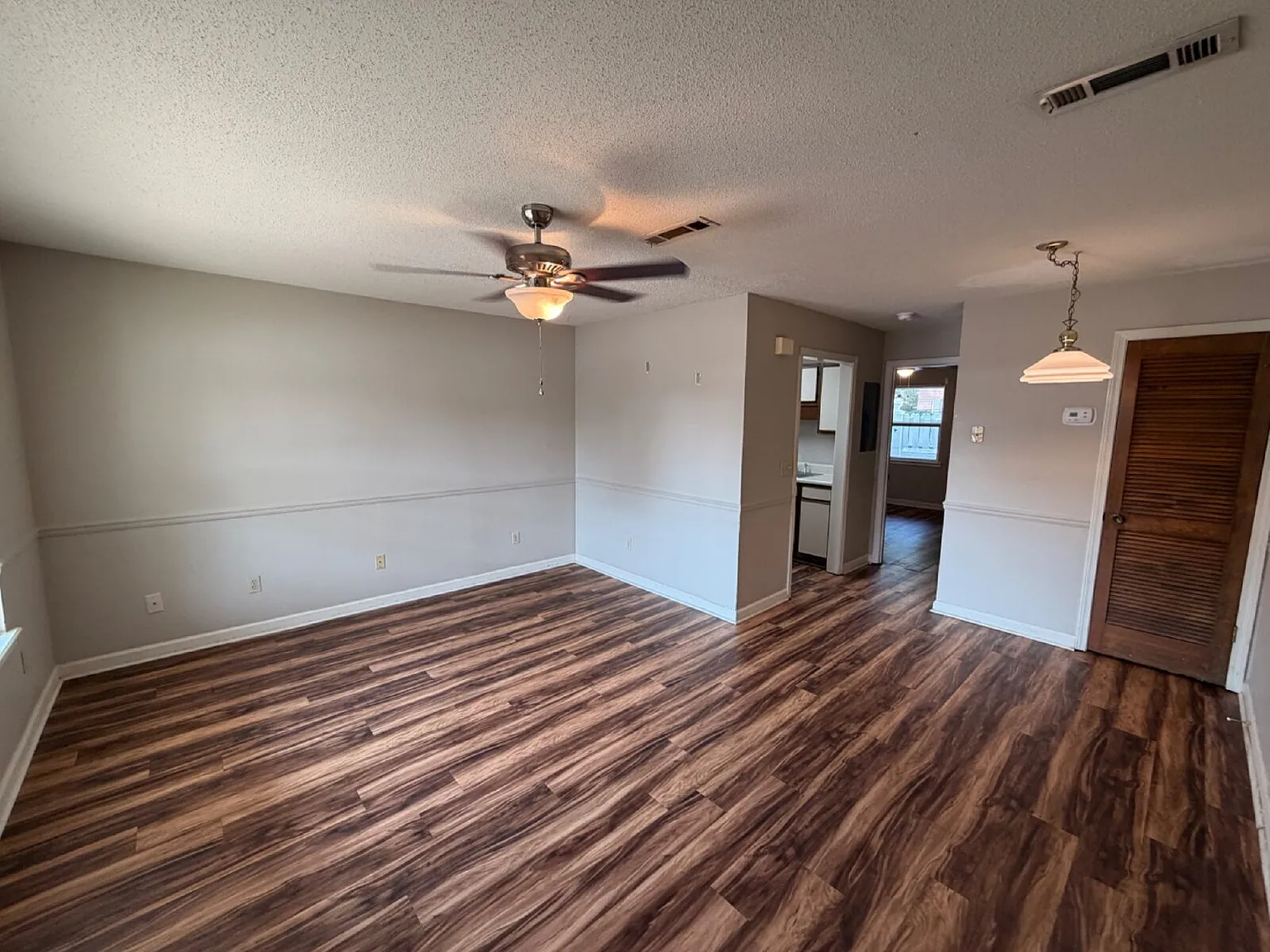 1 bed, 1.0 bath, $700 — Photo 3