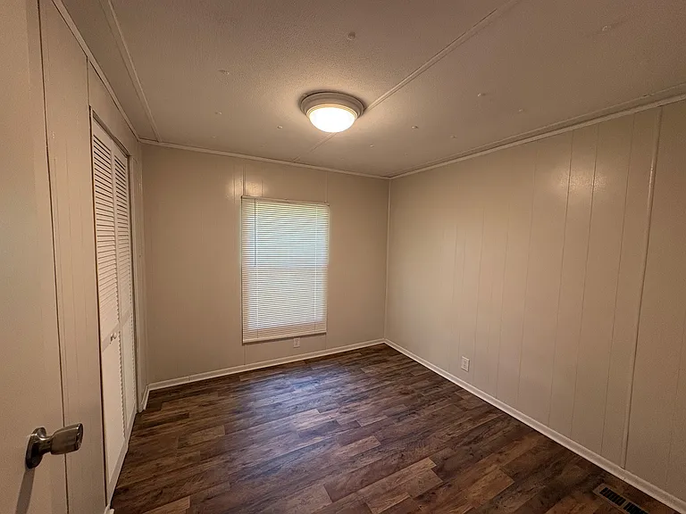 335 Ball St — Photo 12