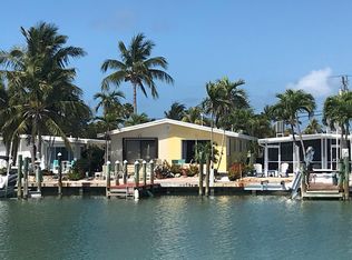 39 7th St, Key Colony Beach, FL 33051