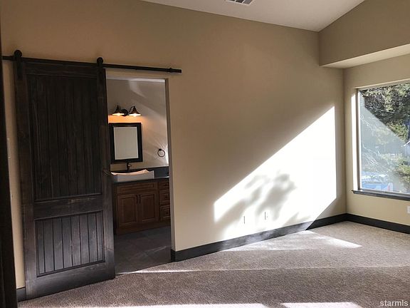 5th image of 2175 Butler Ave