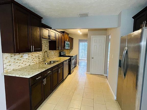 5th image of 4023 Settlers Hill Way