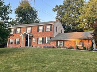 57 Hickory Pl, Livingston, NJ 07039