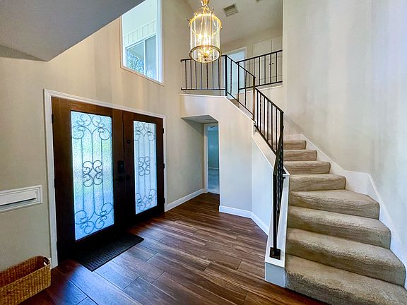 3rd image of 7606 Mesa Dr