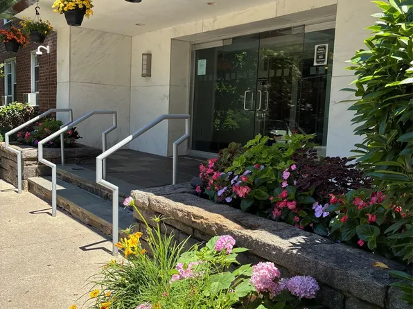 1133 Midland Avenue #1C, Bronxville, NY 10708
