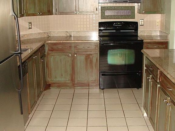 4th image of 3396 Shorncliffe Ln