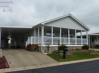 5579 E Constitution Blvd, Lakeside Marblehead, OH 43440