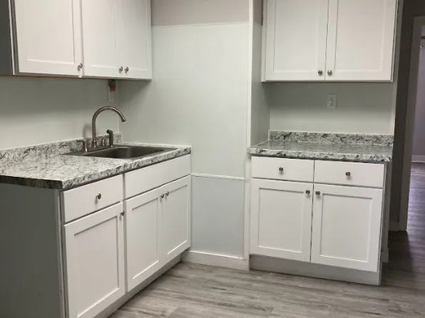 27 Bullard St Floor 4, New Bedford, MA 02746