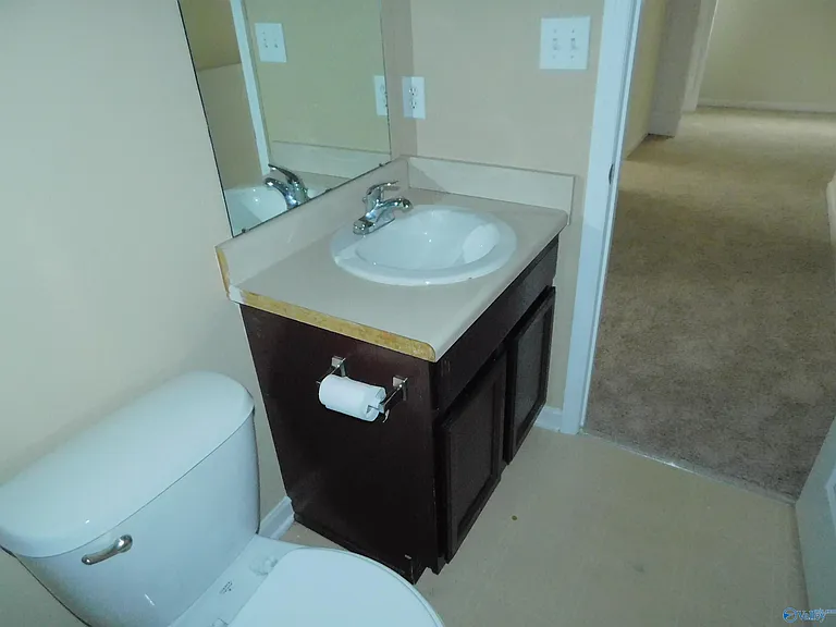 130 Lockport Dr — Photo 23