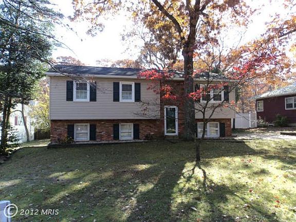 3rd image of 1403 Peace Dr