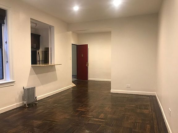5th image of 240 Wadsworth Ave APT 25