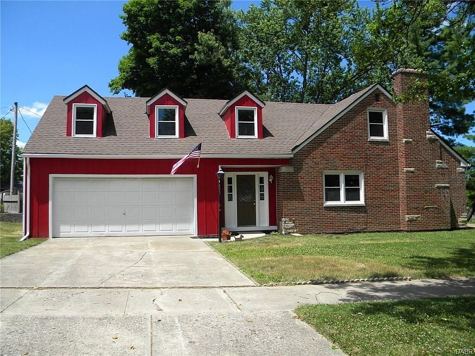 1st image of 169 Park Dr
