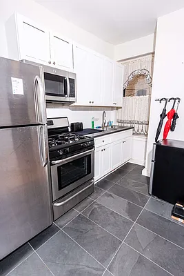 Rented by Highline Residential | media 6