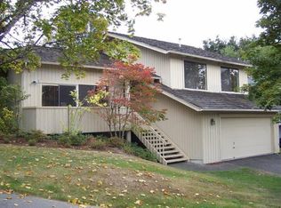 5909 158th Pl NE, Redmond, WA 98052