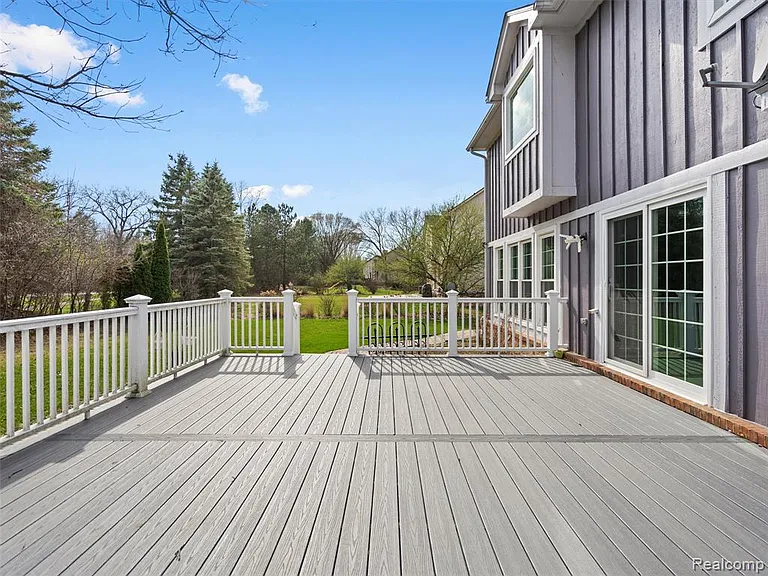 7359 Water Oaks — Photo 24