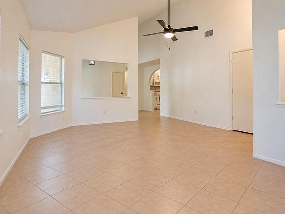 4th image of 23346 Prairie Bird Dr