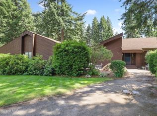 5420 W Broken Tee Rd, Rathdrum, ID 83858