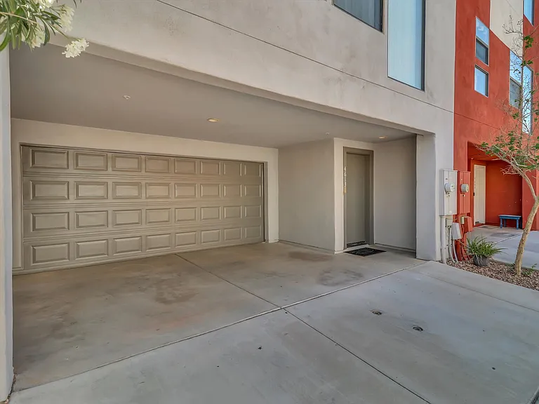 4613 E Culver St — Photo 28