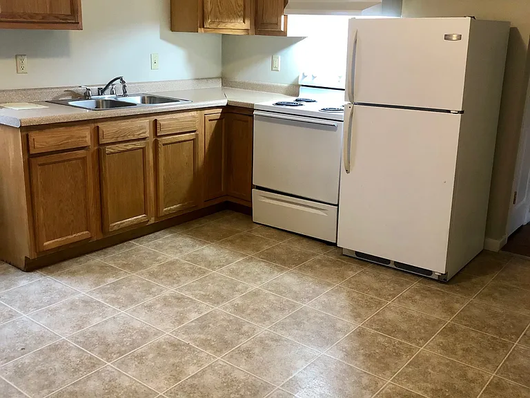 400 E Canedy St #2 — Photo 4