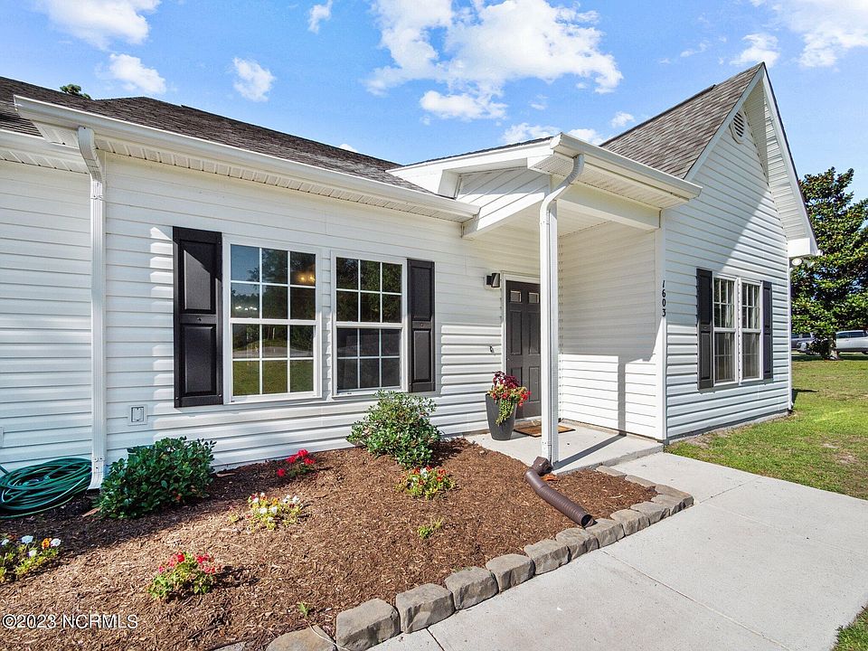 1603 Chadwick Shores Drive, Sneads Ferry, NC 28460 Zillow