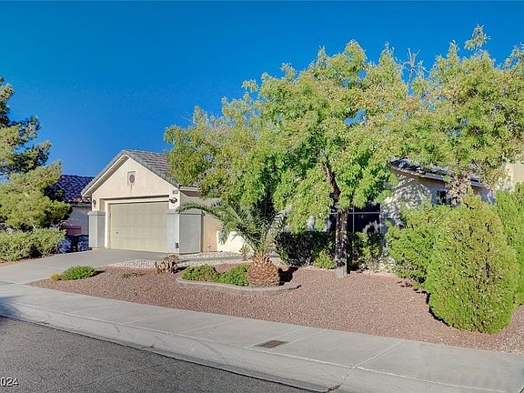 2nd image of 3412 Carbury Ct