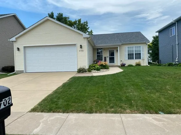 4702 W 13th St, Davenport, IA 52804