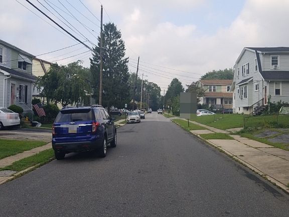 4th image of 7 S Wells Ave