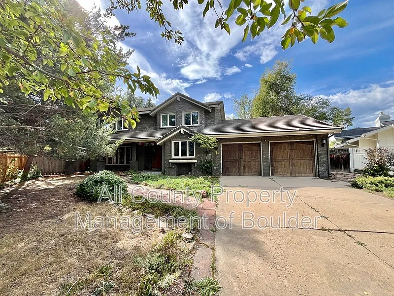 4453 Pali Way