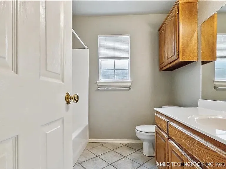1021 W 117th St S — Photo 7
