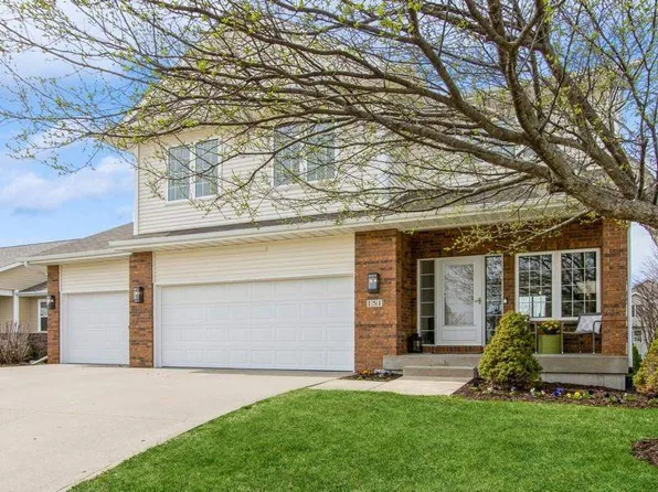 151 Eversull Ln, Iowa City, IA 52245