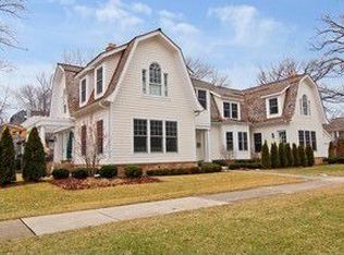 252 Myrtle St, Winnetka, IL 60093