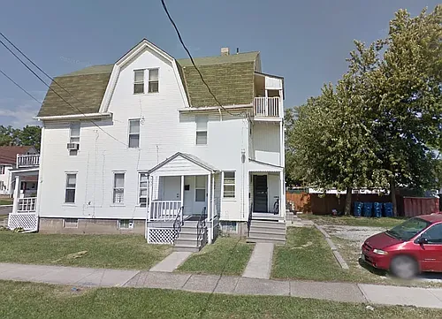 1053 Washington Ave #4 Photo 1