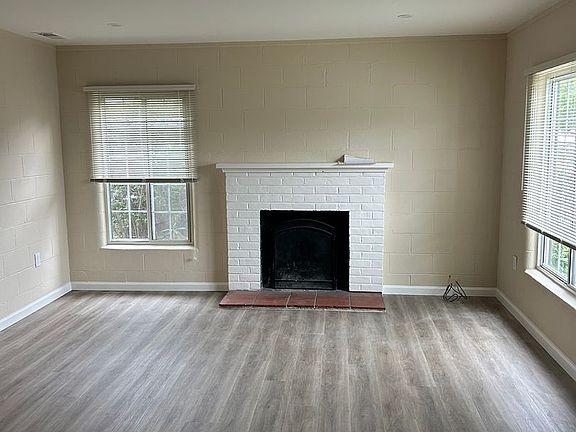 4th image of 1032 Northwood Dr