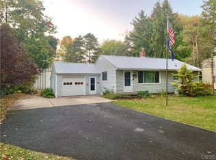 4951 Bear Rd, Liverpool, NY 13088