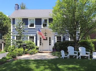 2000 Beechwood Ave, Wilmette, IL 60091