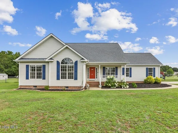 211 Woodcroft Drive, Goldsboro, NC 27534