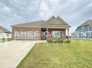 9042 Ivanhoe Dr, Tuscaloosa, AL 35405