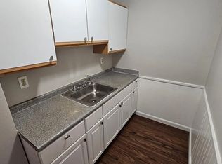 98 Grove St, Lowell, MA 01851