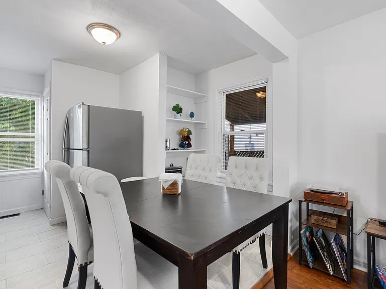 1383 Childress Ave — Photo 10