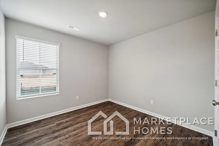 4022 Ryan Dr SW — Photo 28